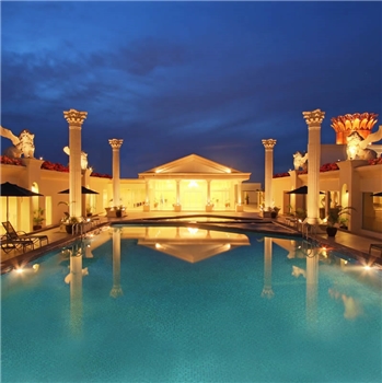 Harmoni One Convention Hotel & Service Apartments Batam Tour Package