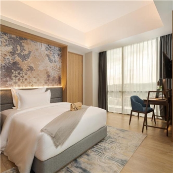 2D1N Batam Package at Oakwood Hotel